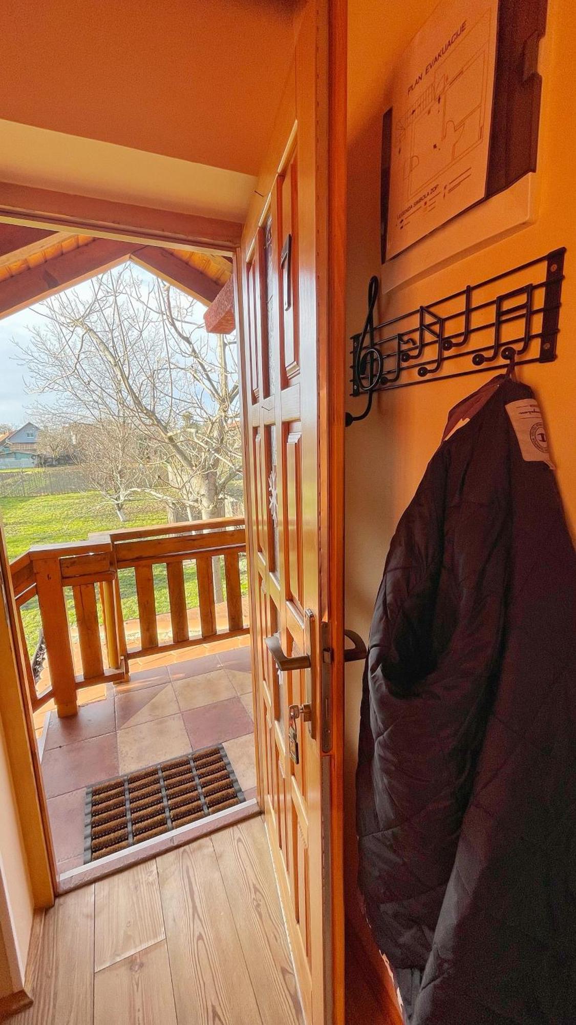 Eko Apartmani バチキ・ペトロヴァツ エクステリア 写真